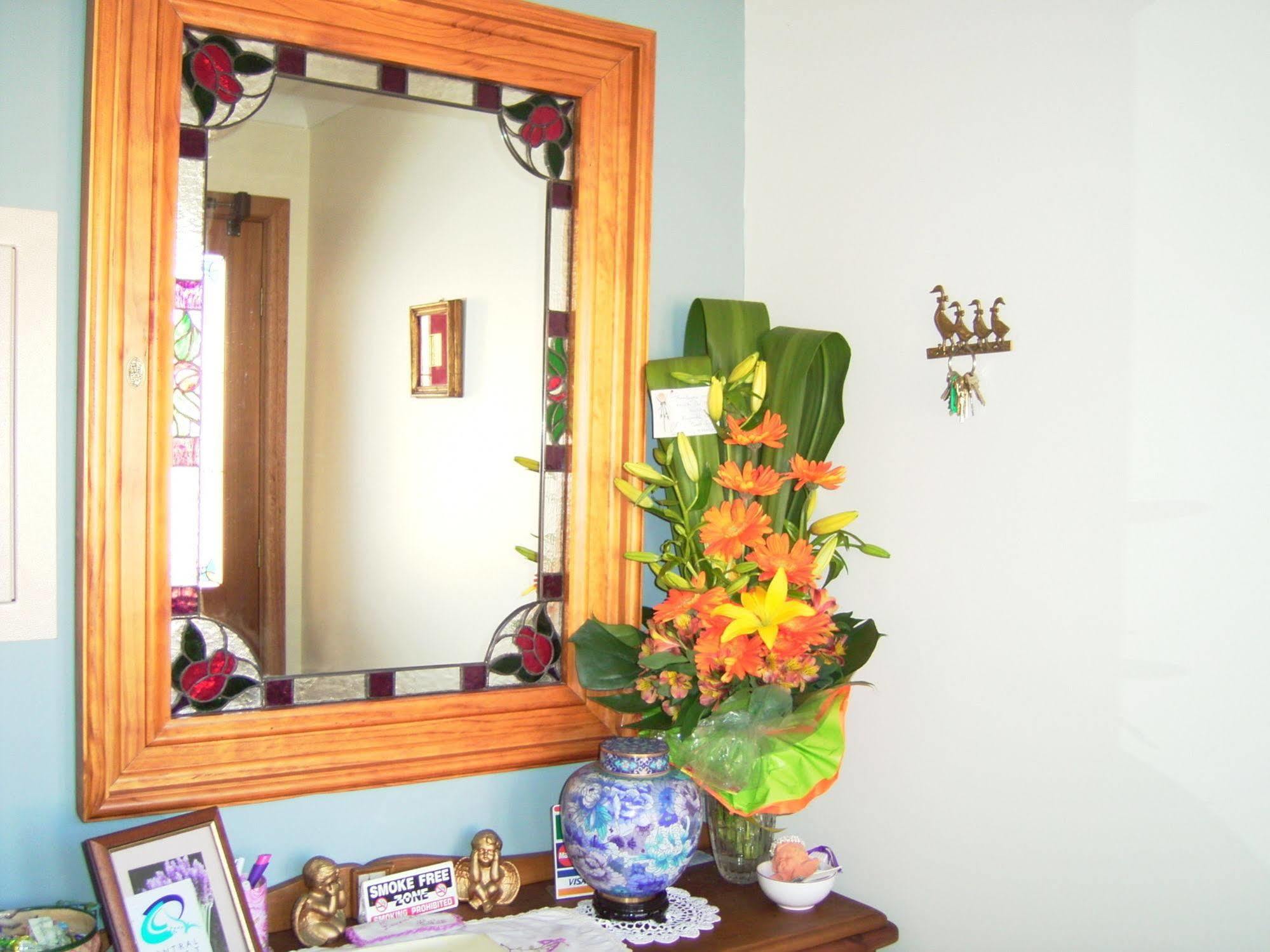 Lavender House Bed & Breakfast Entrance Buitenkant foto